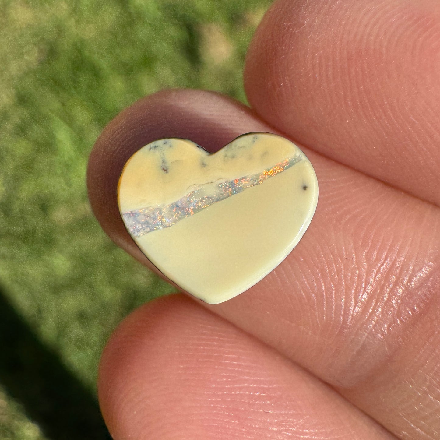 6.29 Ct heart boulder opal pair