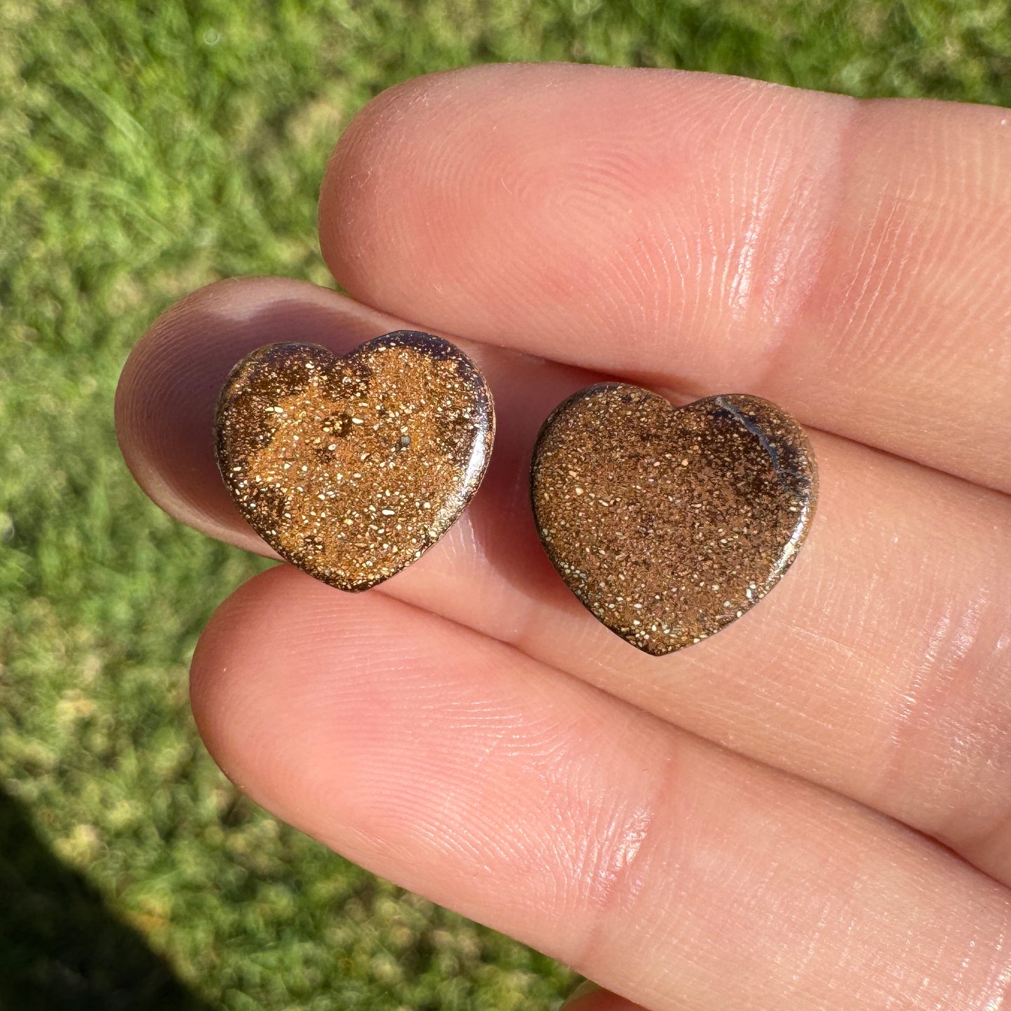 7.81 Ct heart boulder opal pair