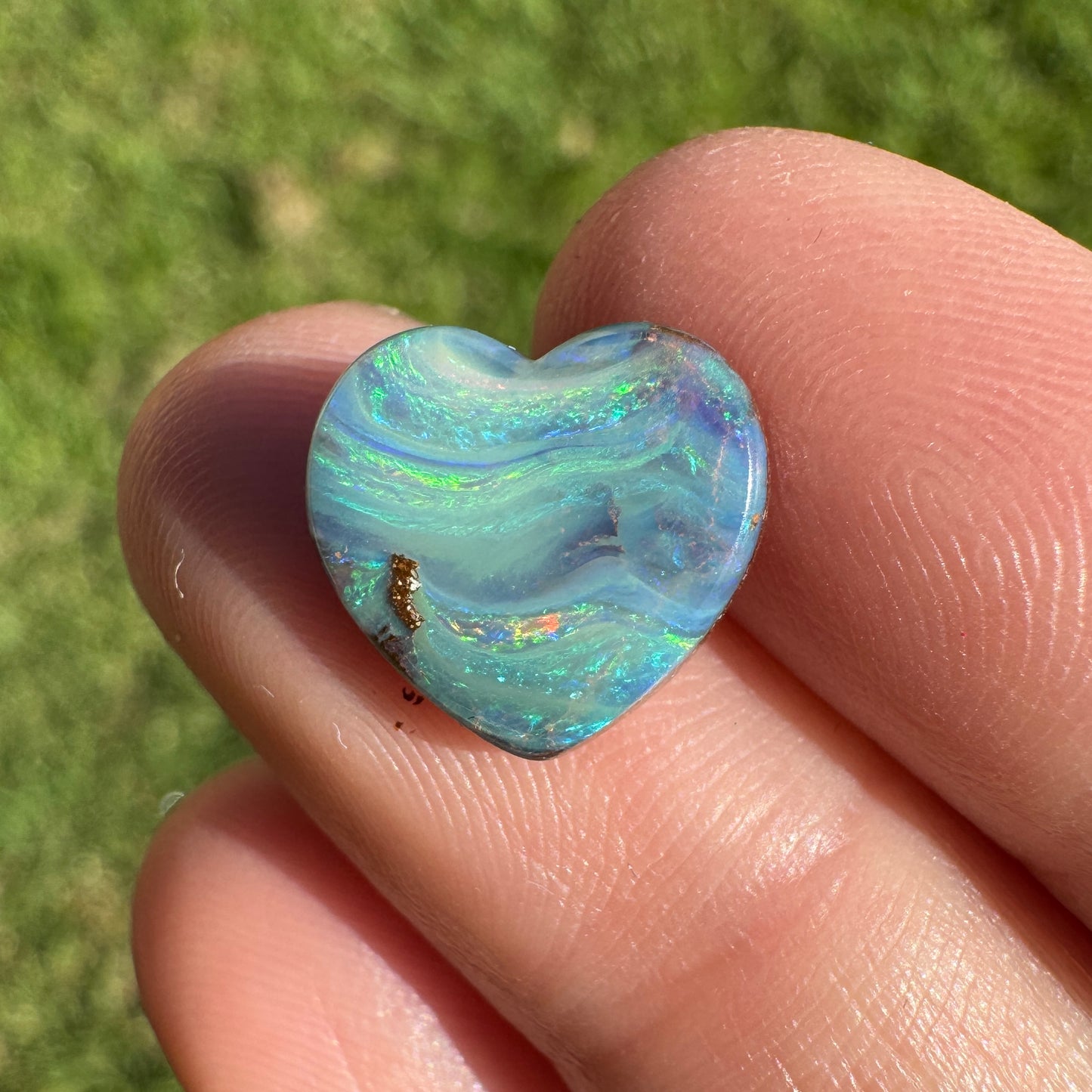 4.03 Ct wavy ocean boulder opal