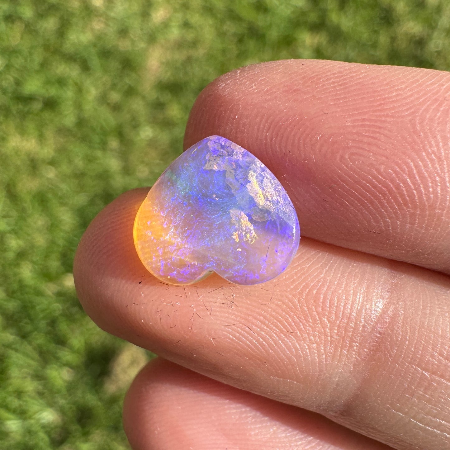 2.95 Ct wood replacement heart opal