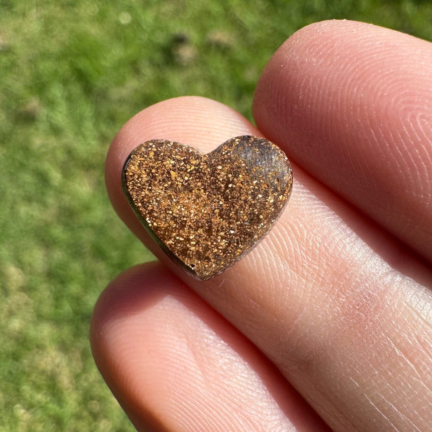2.92 Ct heart boulder opal