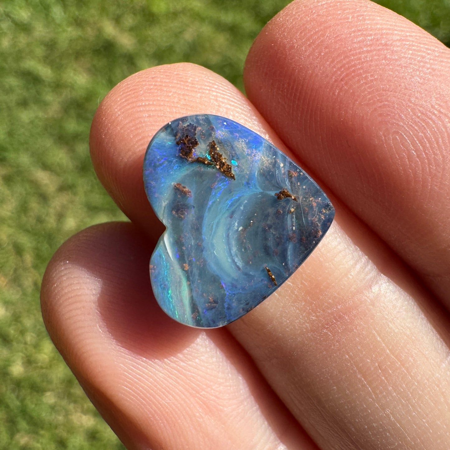 3.58 Ct heart boulder opal