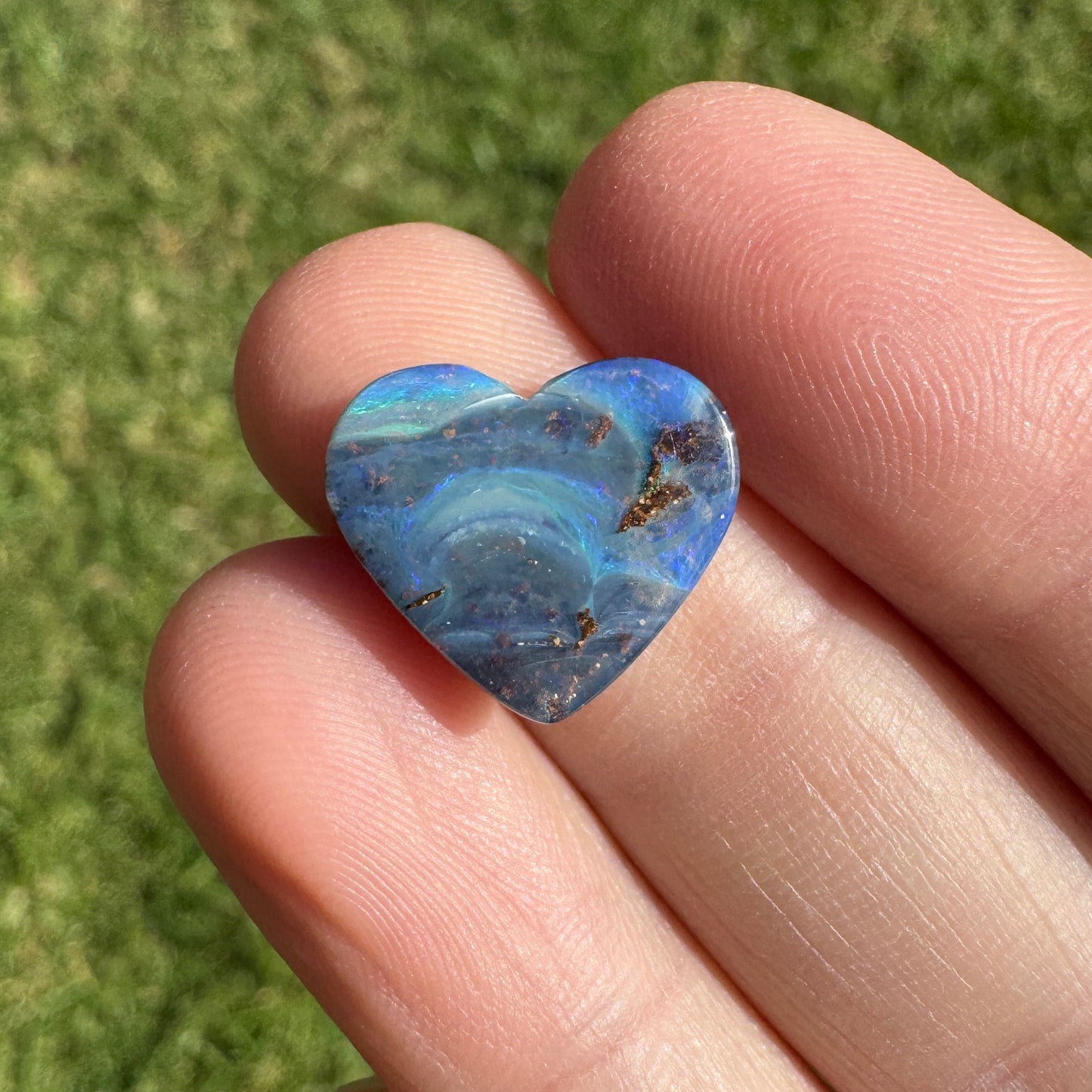 3.58 Ct heart boulder opal