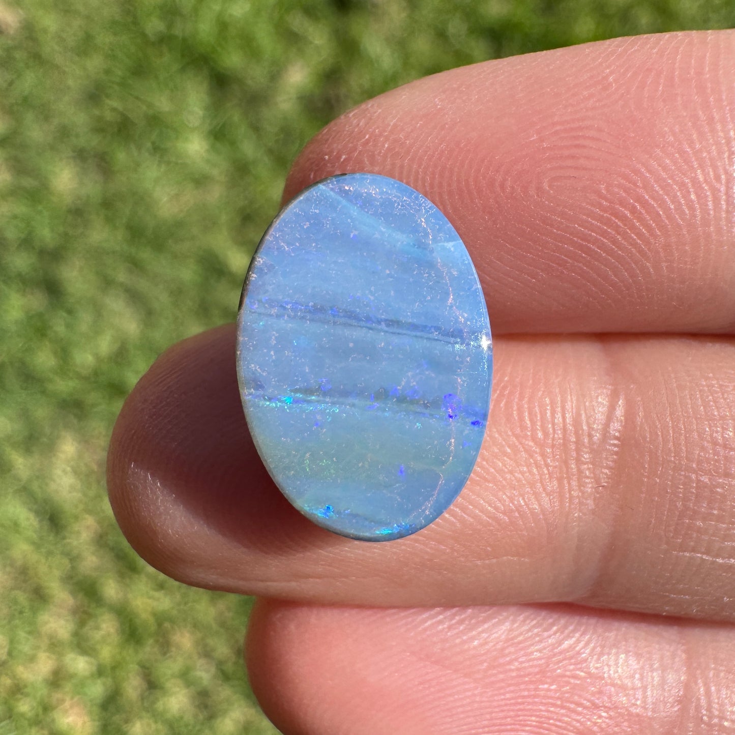 6.63 Ct oval boulder opal