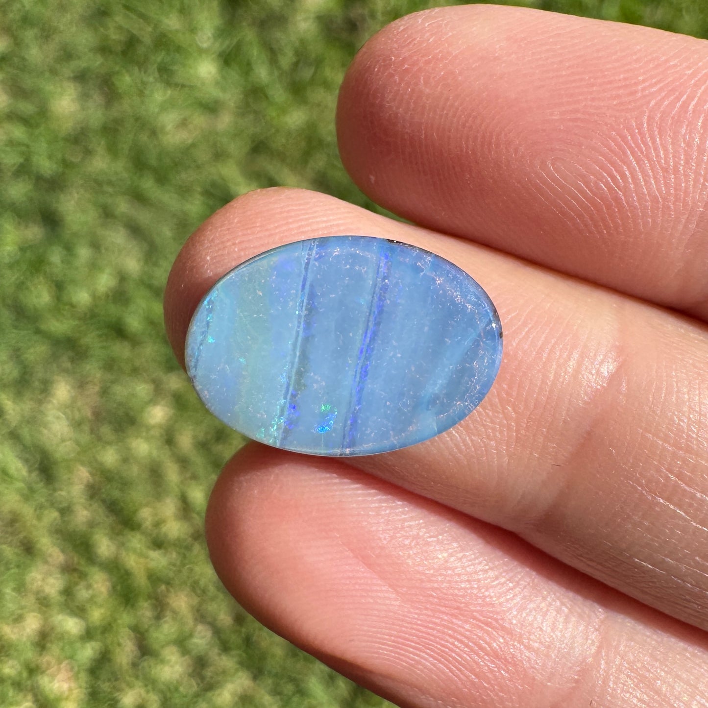 6.63 Ct oval boulder opal