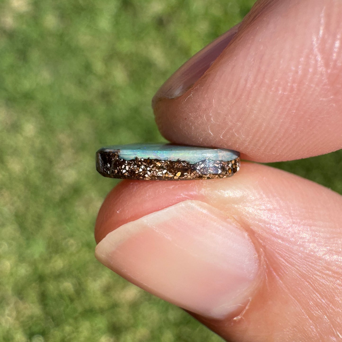 1.77 Ct small boulder opal