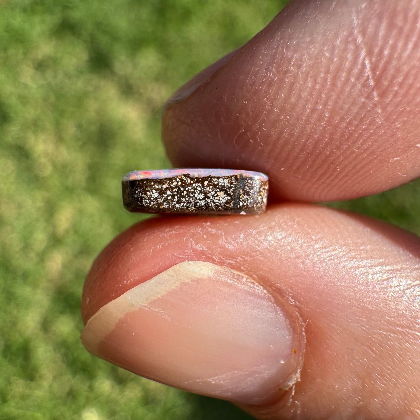 1.67 Ct extra small boulder opal