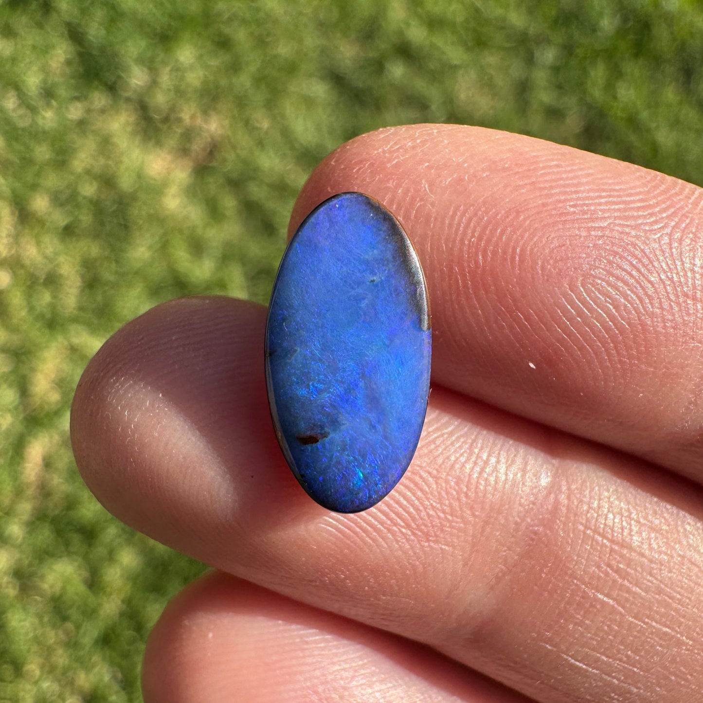 3.06 Ct blue oval boulder opal