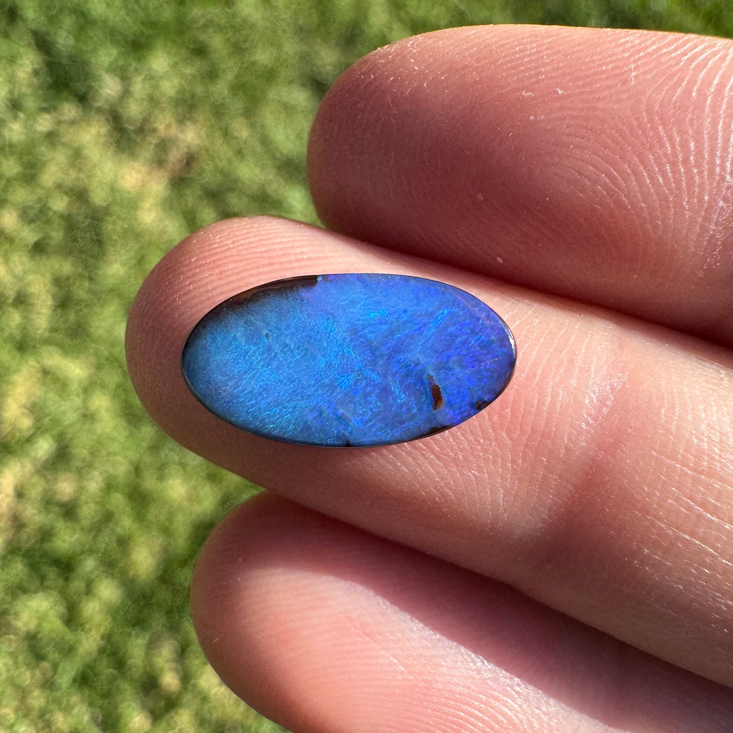 3.06 Ct blue oval boulder opal