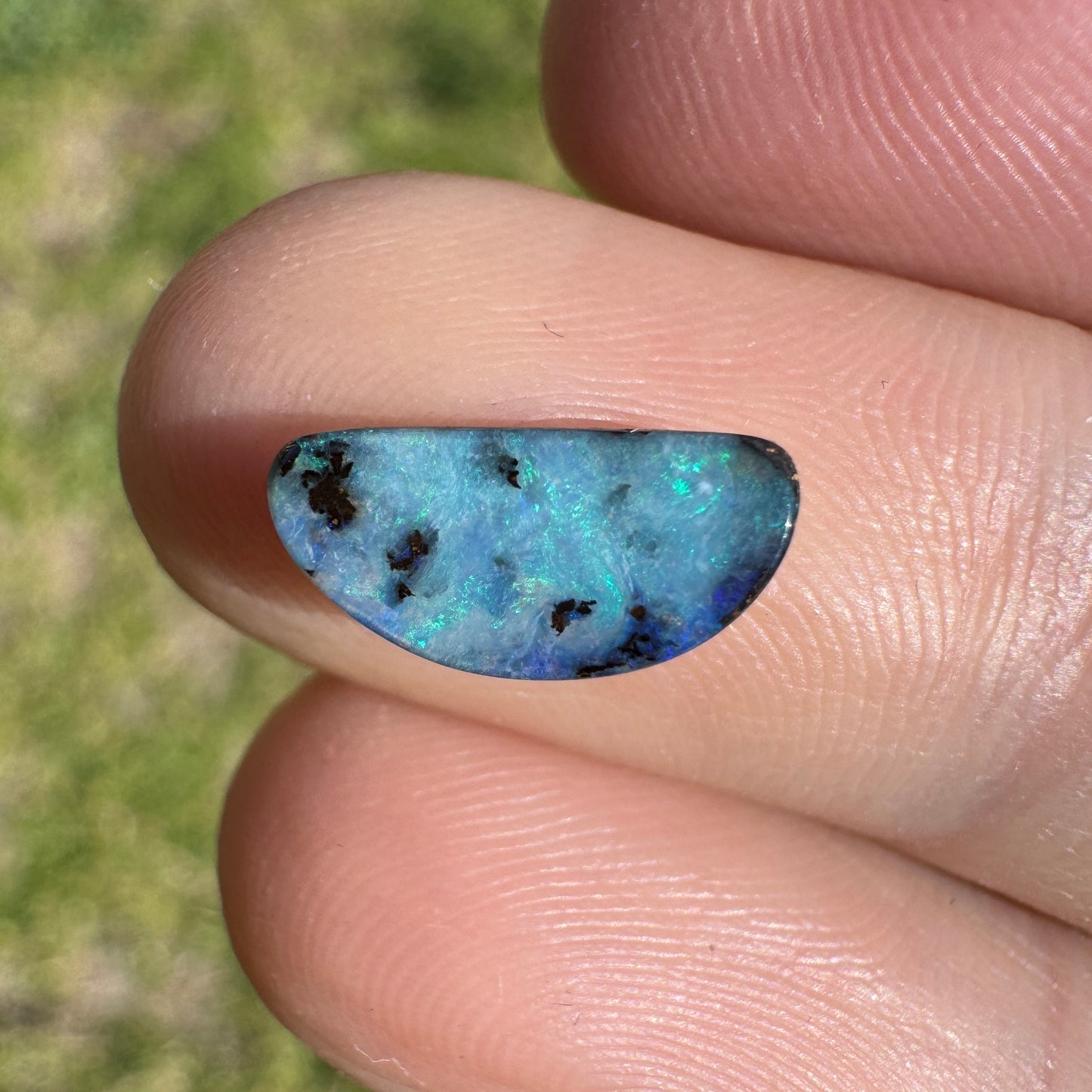 1.16 Ct small boulder opal