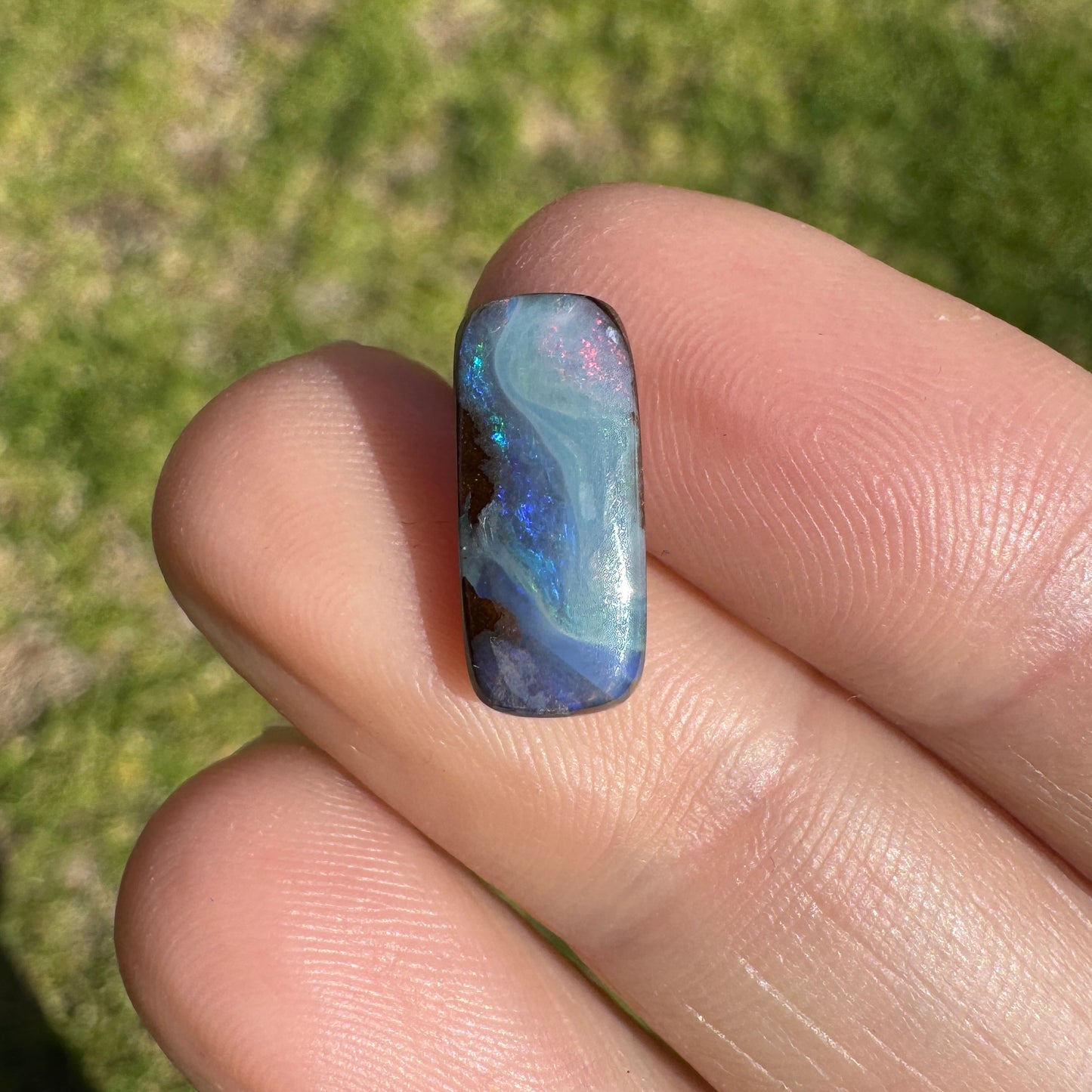 3.16 Ct small boulder opal