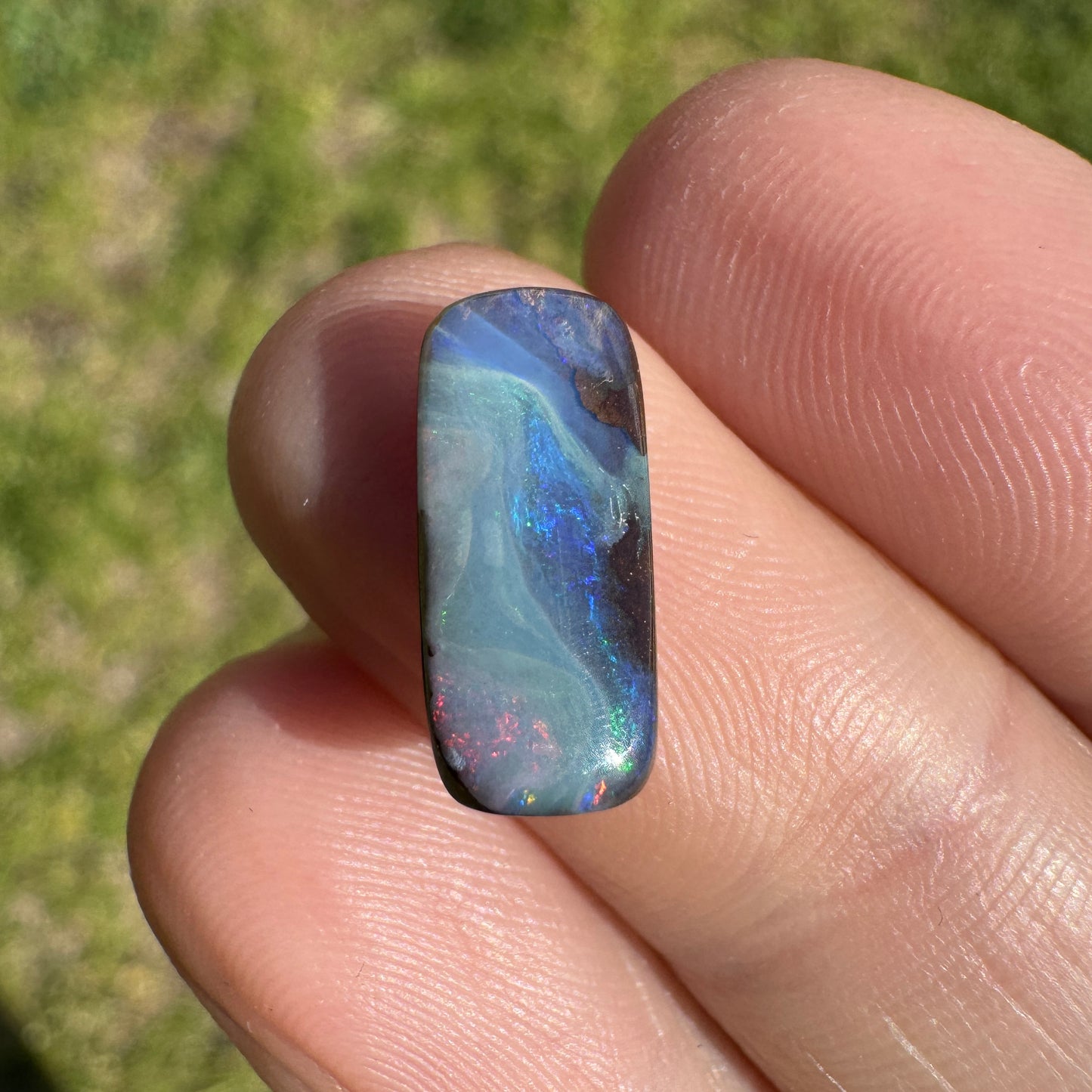 3.16 Ct small boulder opal