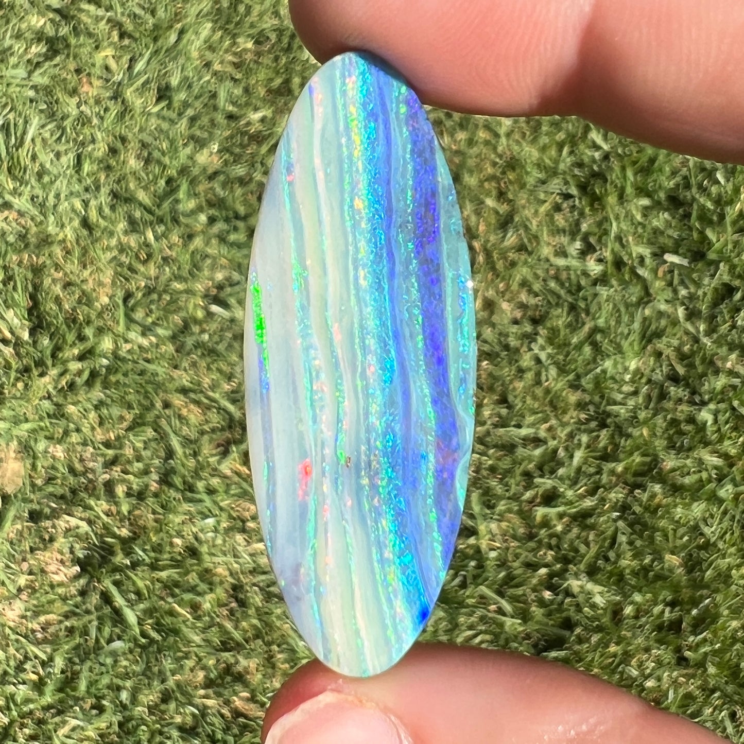 35.62 Ct extra large oval boulder opal