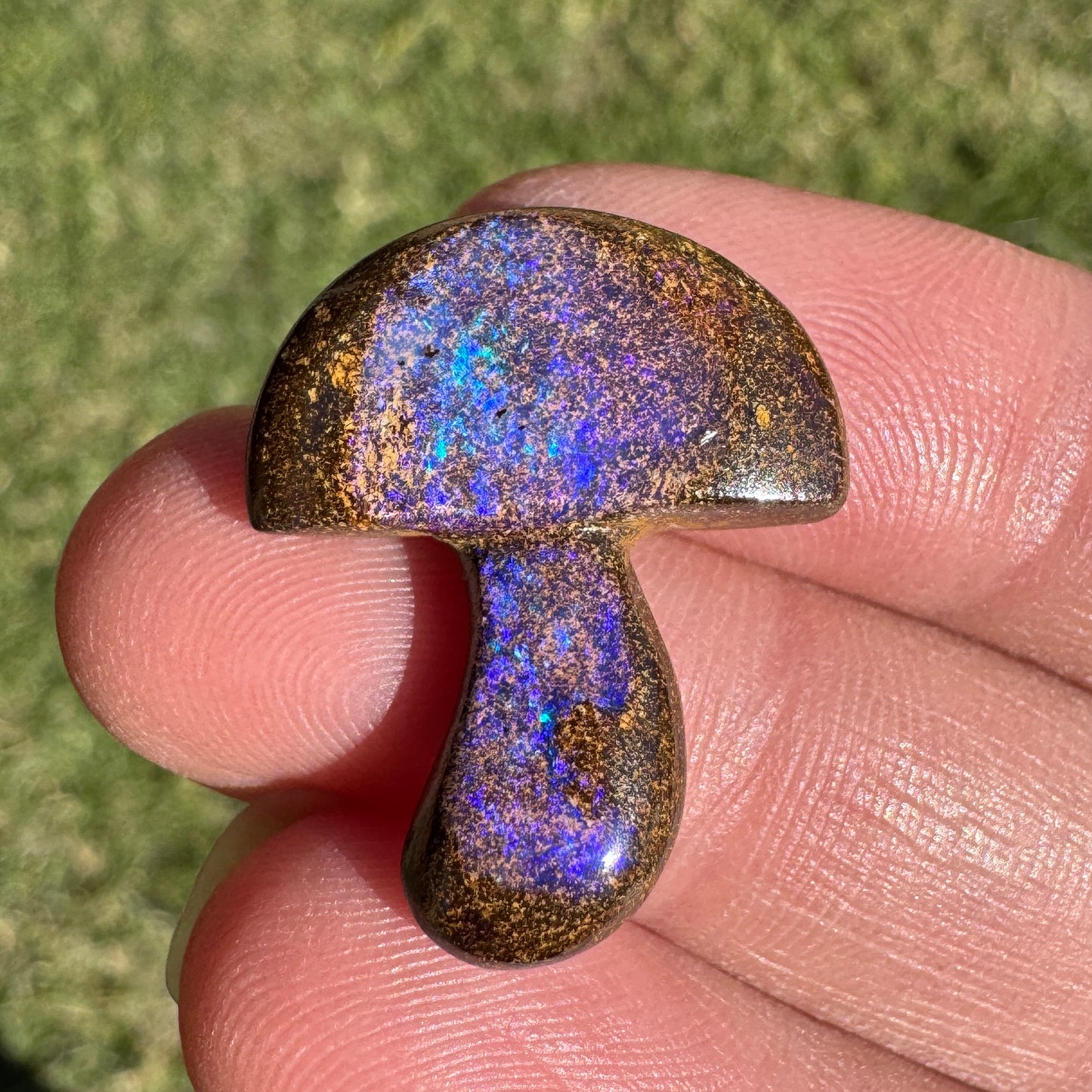 13.56 Ct boulder opal mushroom carving