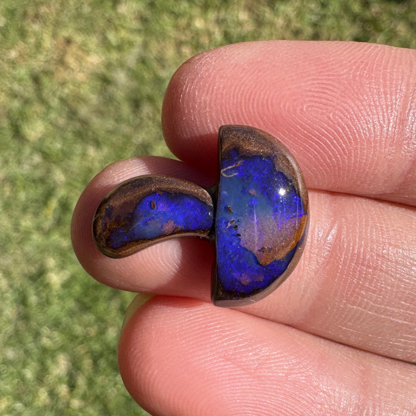 7.79 Ct boulder opal mushroom carving