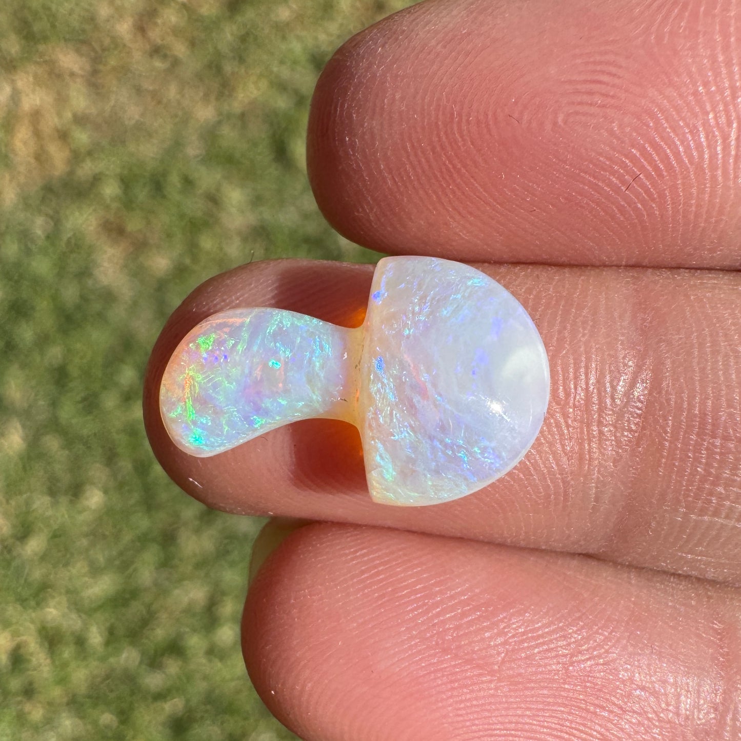 3.25 Ct wood replacement opal mushroom carving