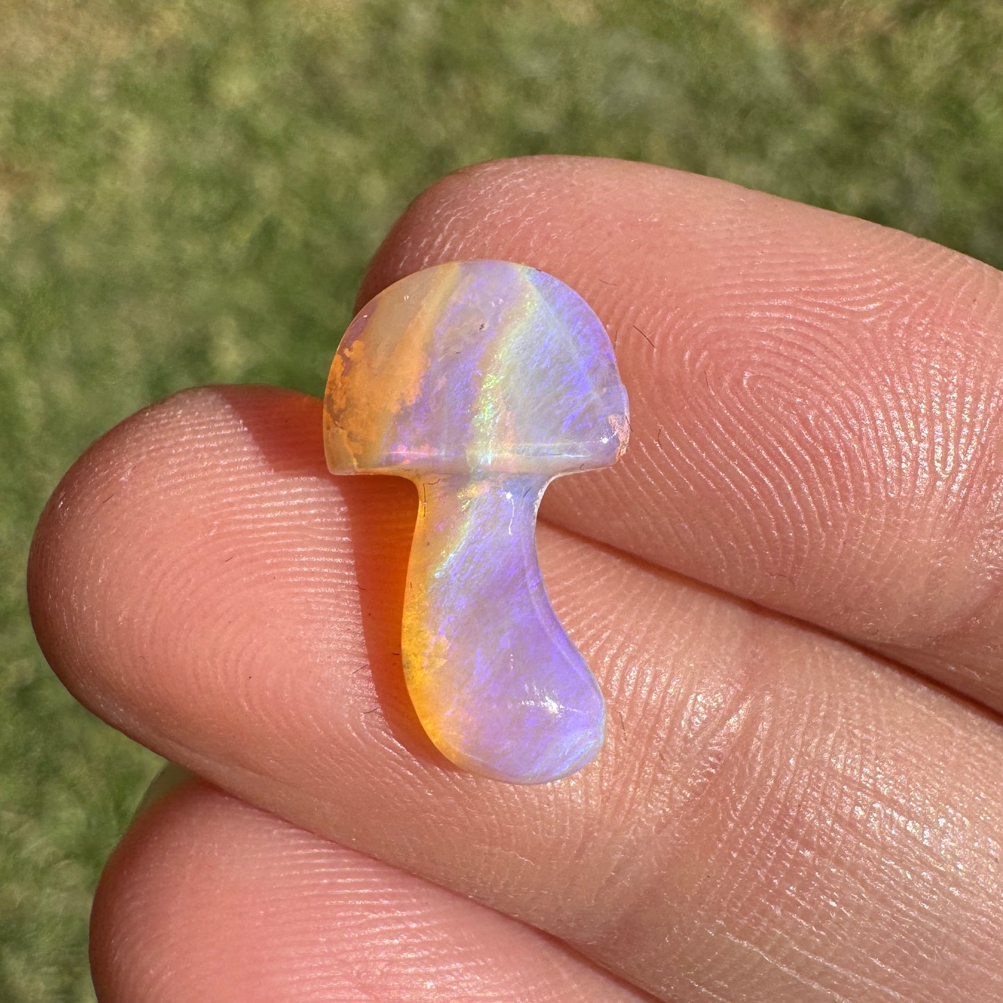 2.74 Ct wood replacement opal mushroom carving
