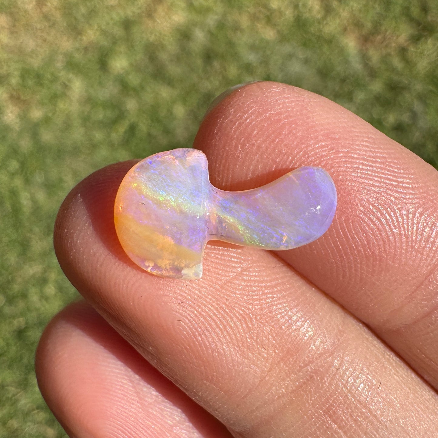2.74 Ct wood replacement opal mushroom carving