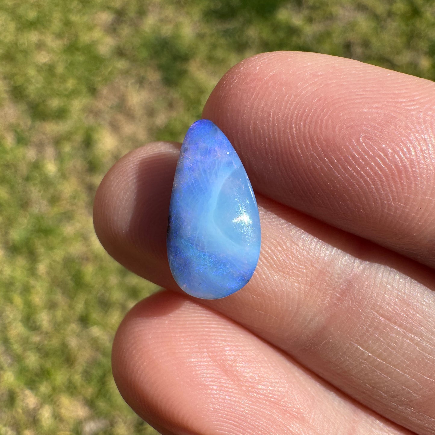 3.09 Ct small boulder opal