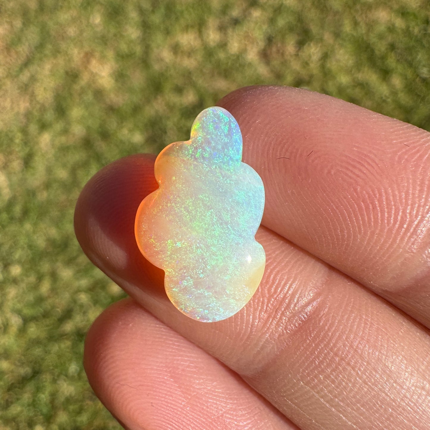4.97 Ct cloud carving crystal opal