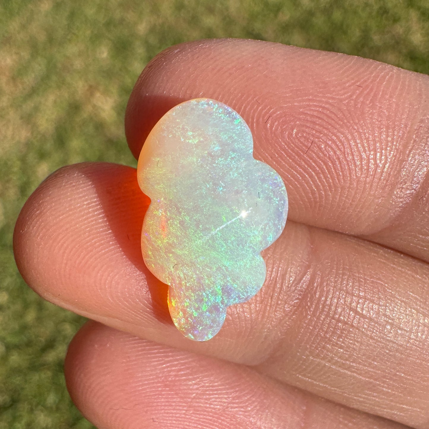 4.97 Ct cloud carving crystal opal