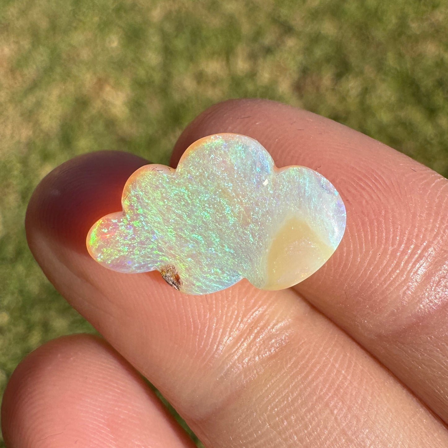 4.97 Ct cloud carving crystal opal