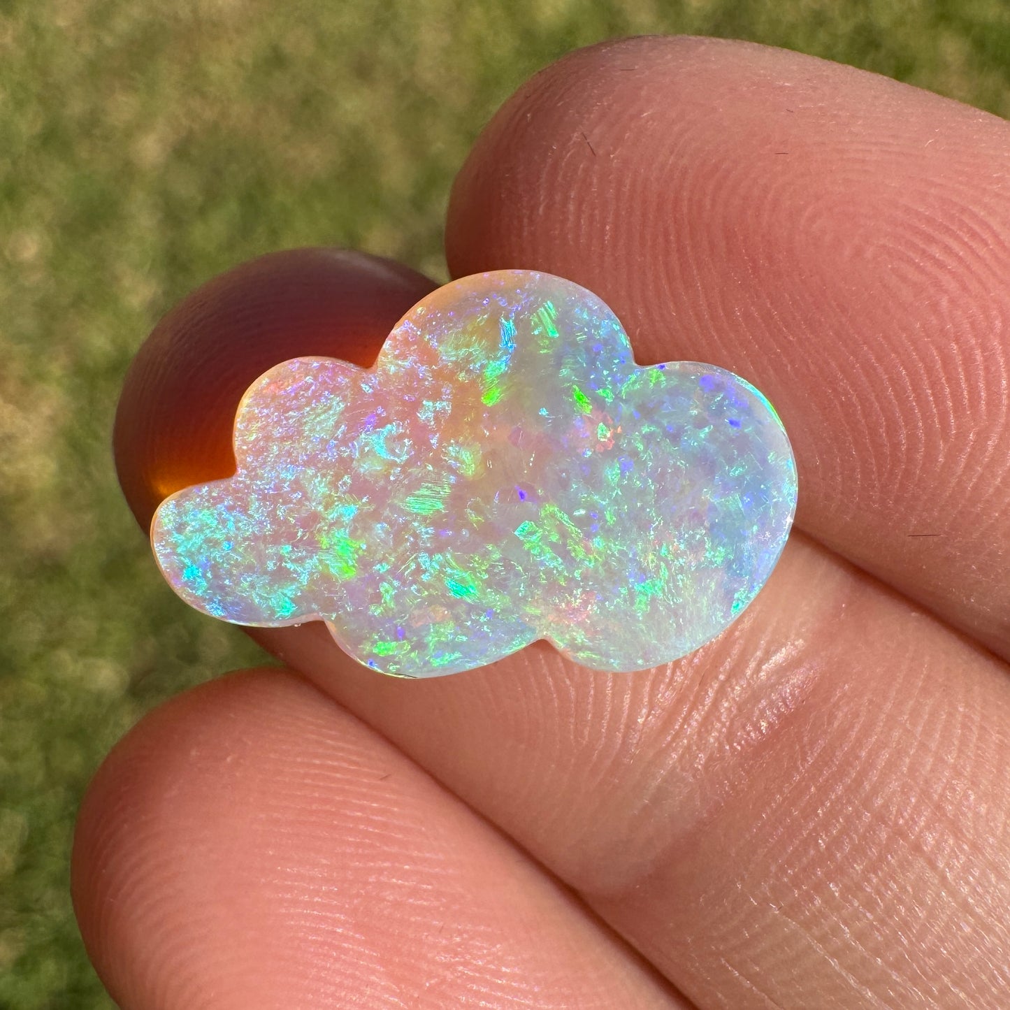 4.53 Ct cloud carving crystal opal