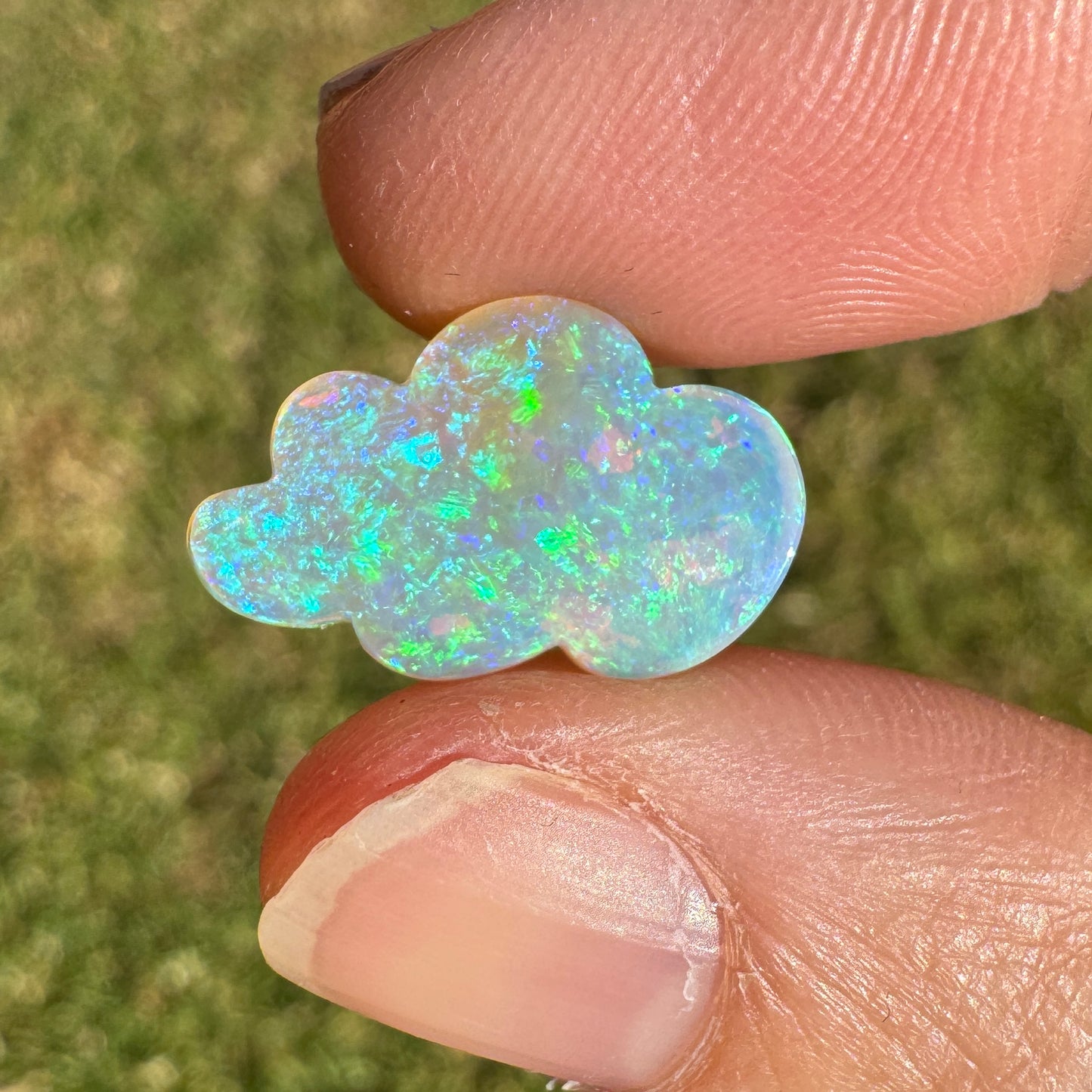 4.53 Ct cloud carving crystal opal