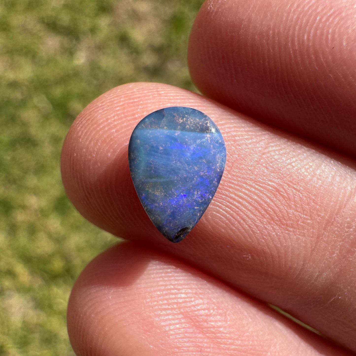 1.36 Ct small boulder opal