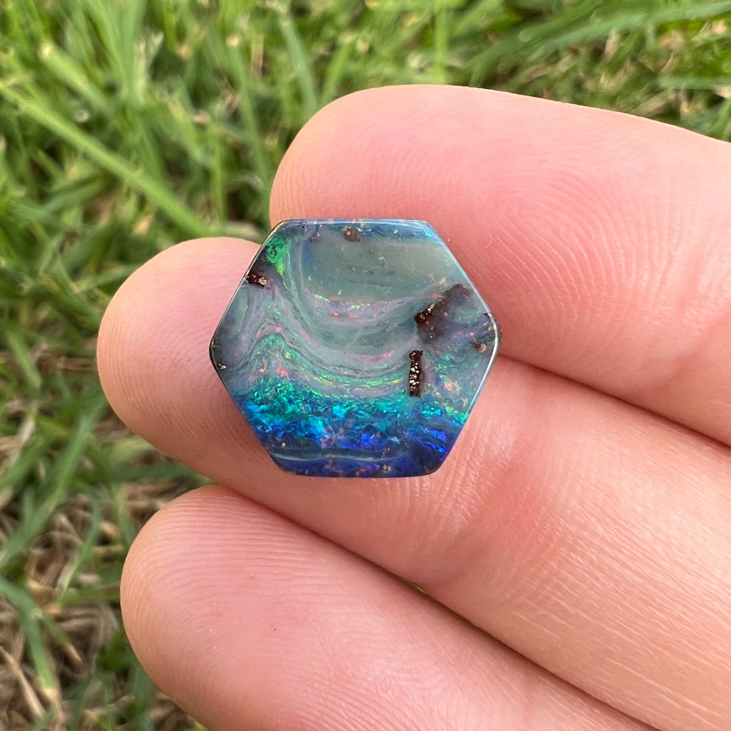 5.73 Ct hexagon boulder opal - Broken River Mining