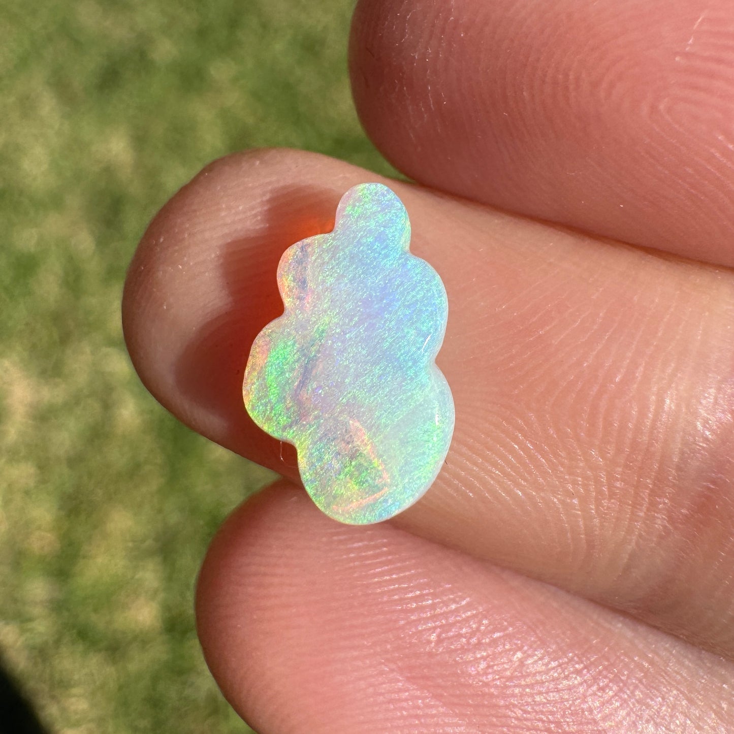 1.07 Ct cloud carving crystal opal