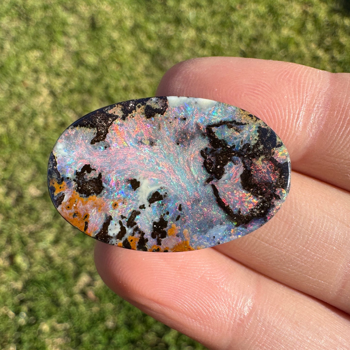 33.73 Ct large pink oval boulder opal