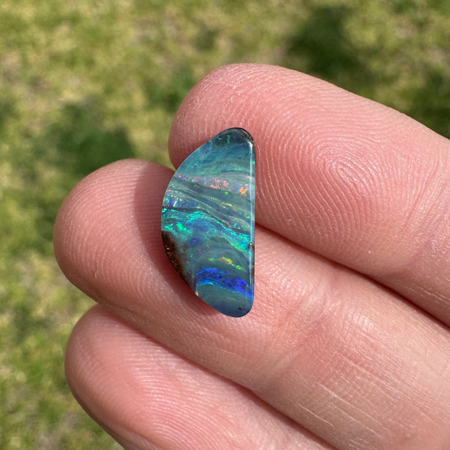 3.26 Ct stripy boulder opal