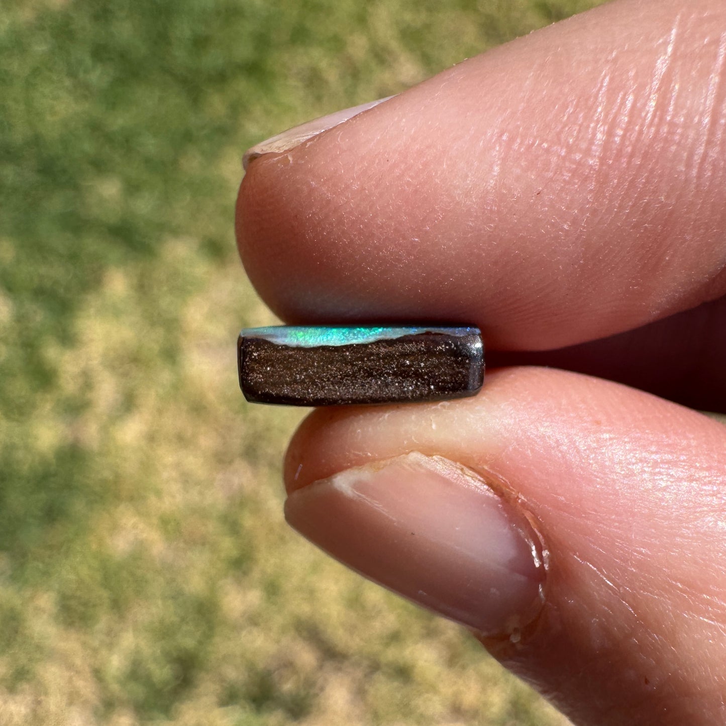 3.07 Ct small boulder opal
