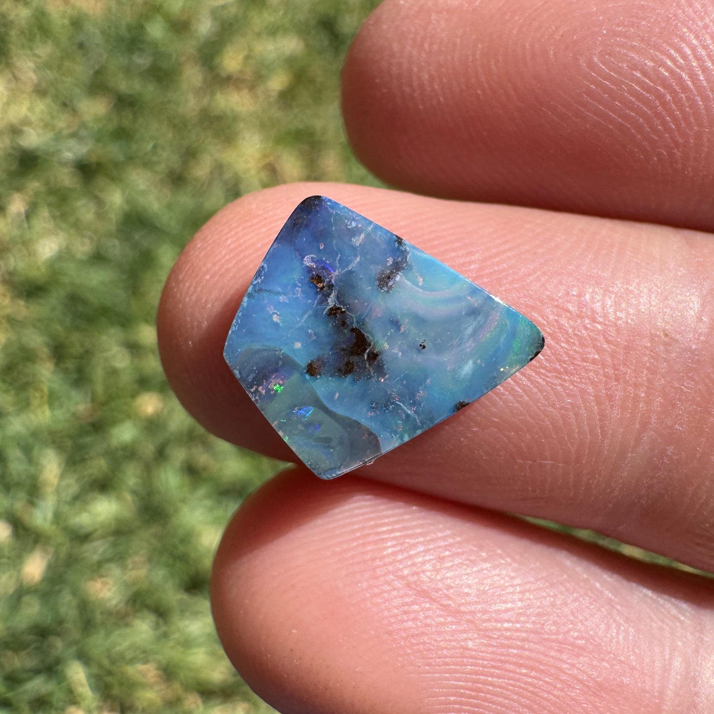 2.48 Ct small boulder opal