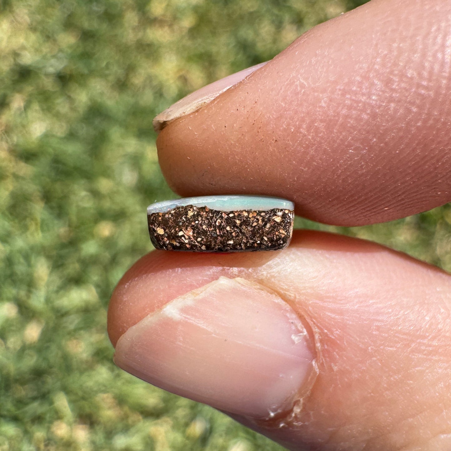 2.53 Ct small boulder opal