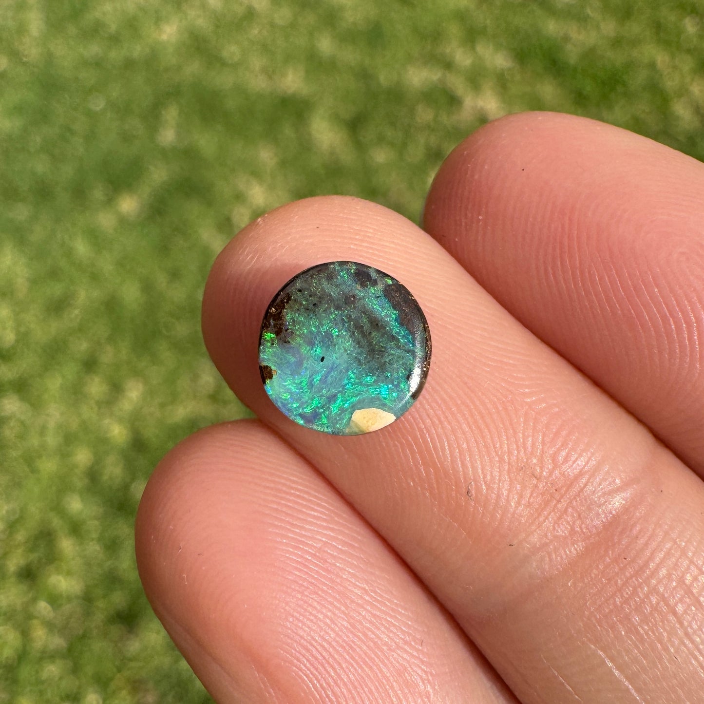 1.45 Ct small boulder opal