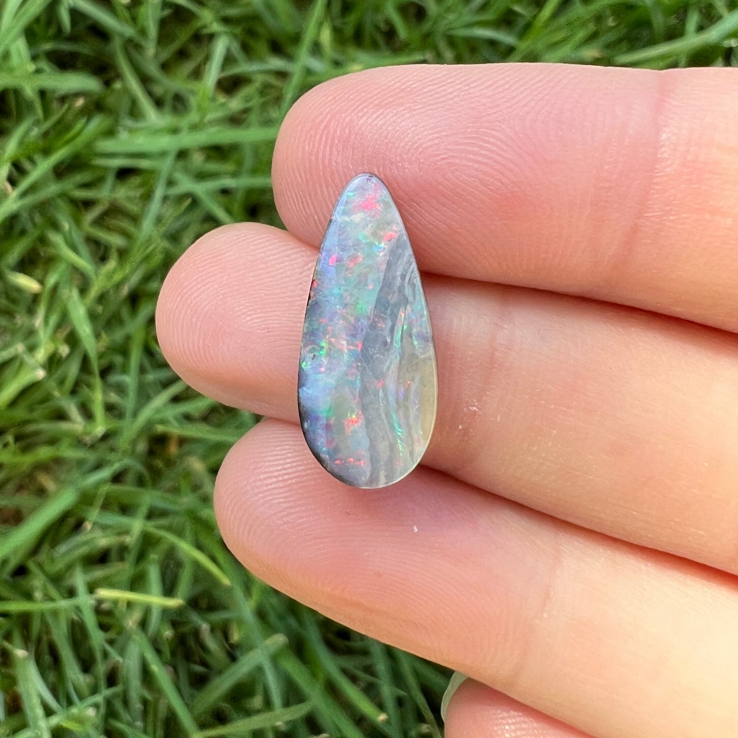 4.32 Ct rainbow boulder opal - Broken River Mining