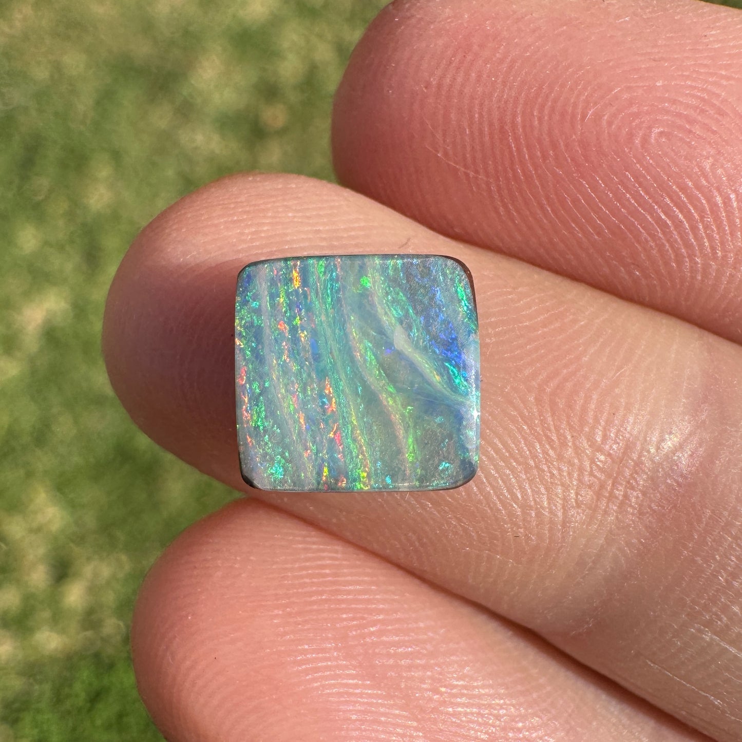 2.44 Ct rainbow striped boulder opal