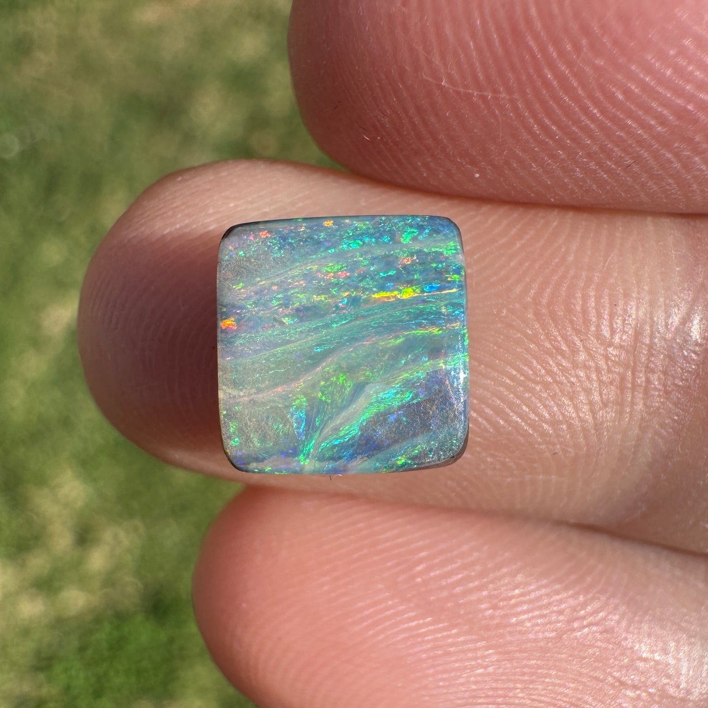 2.44 Ct rainbow striped boulder opal