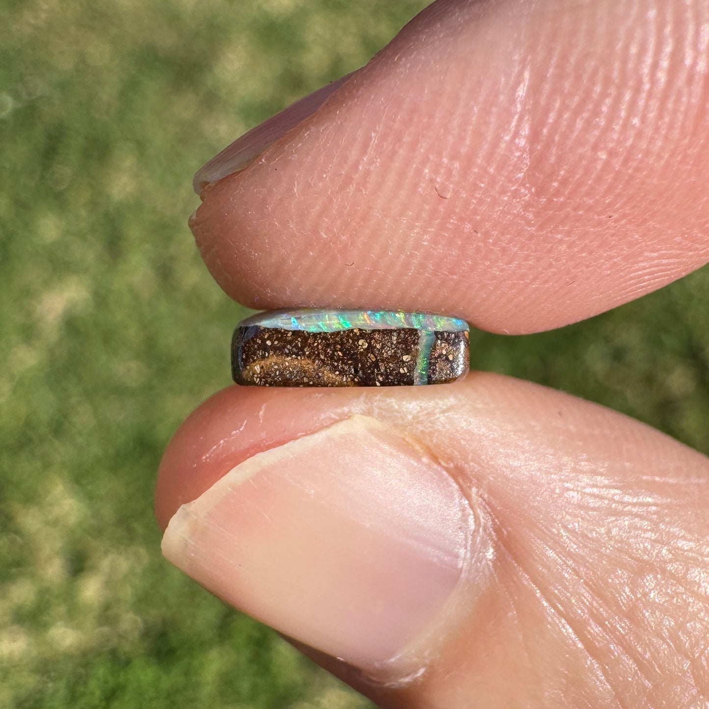 2.44 Ct rainbow striped boulder opal