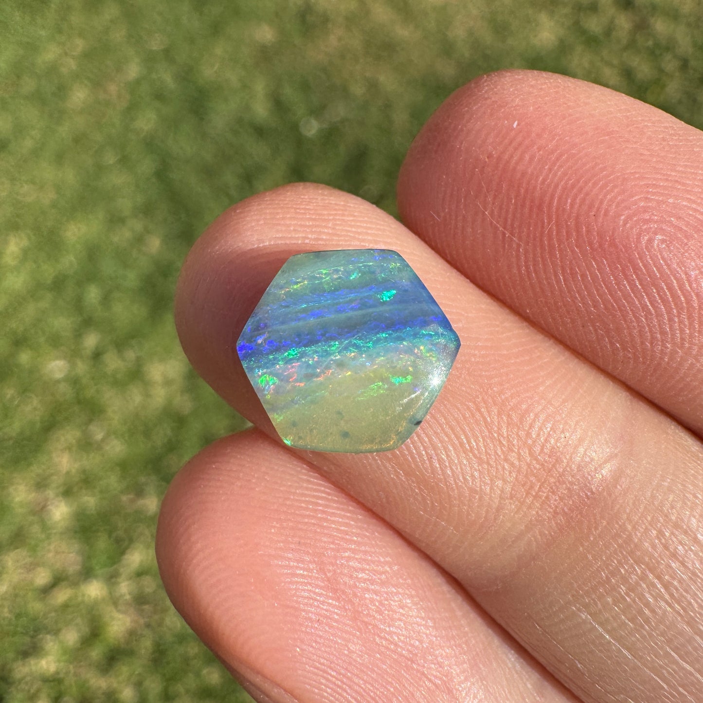 2.29 Ct small hexagon boulder opal