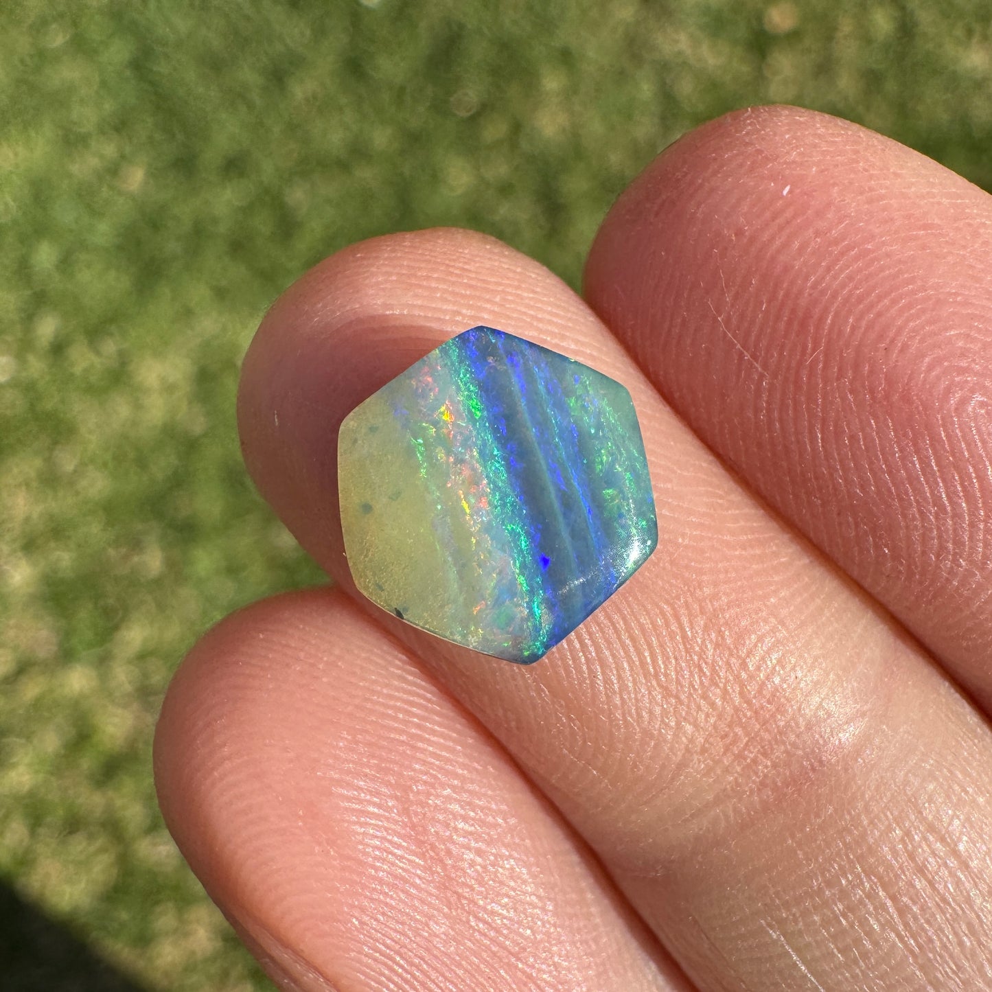 2.29 Ct small hexagon boulder opal