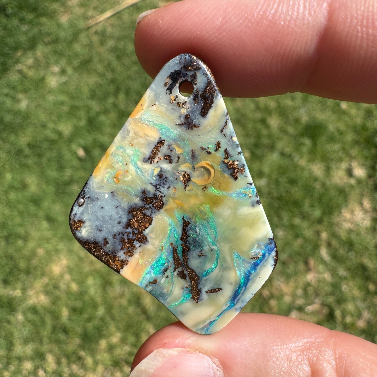 37.82 Ct front-drilled large boulder opal