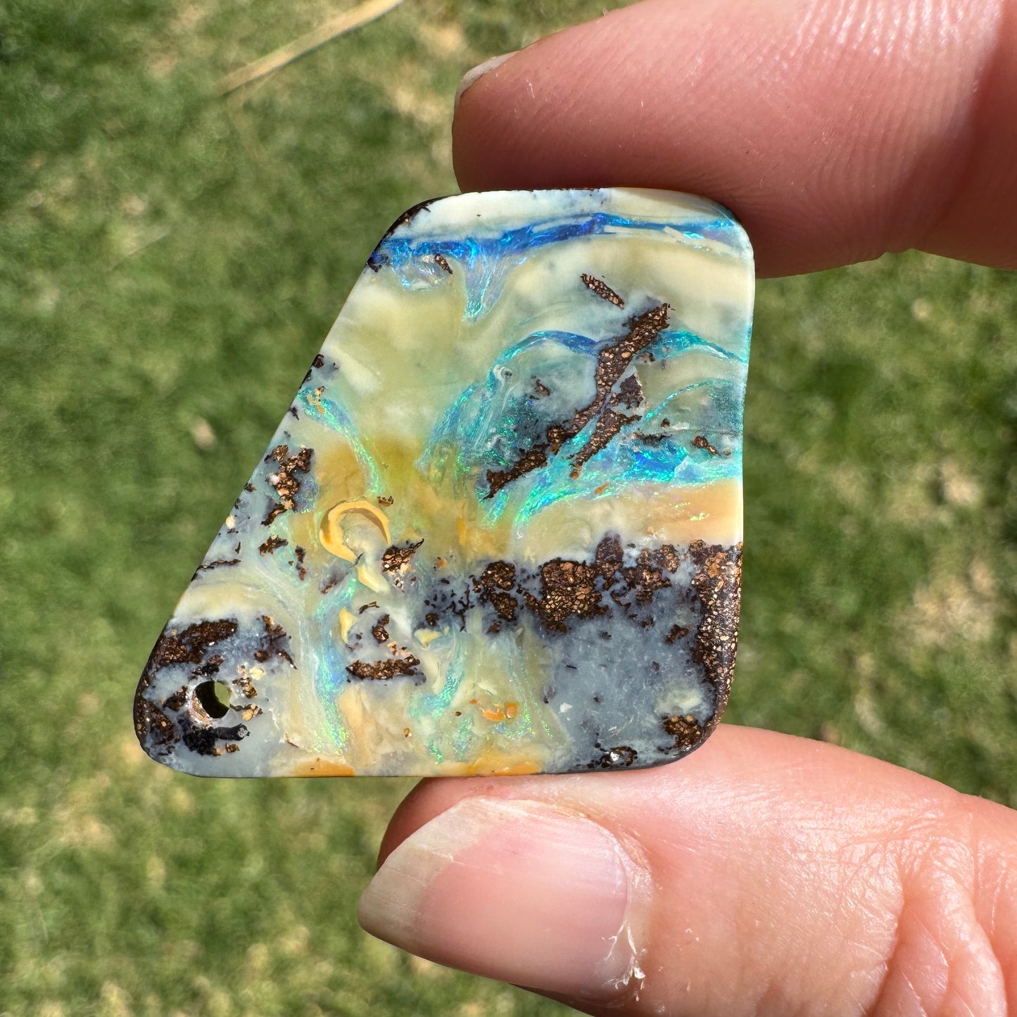 37.82 Ct front-drilled large boulder opal