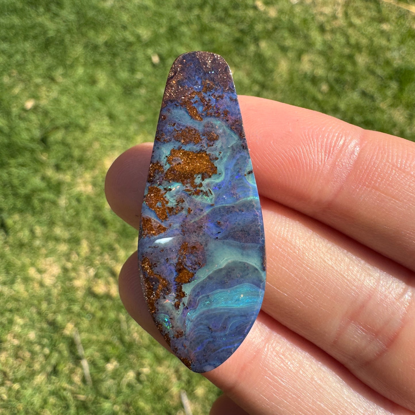 37.31 Ct side-drilled large boulder opal