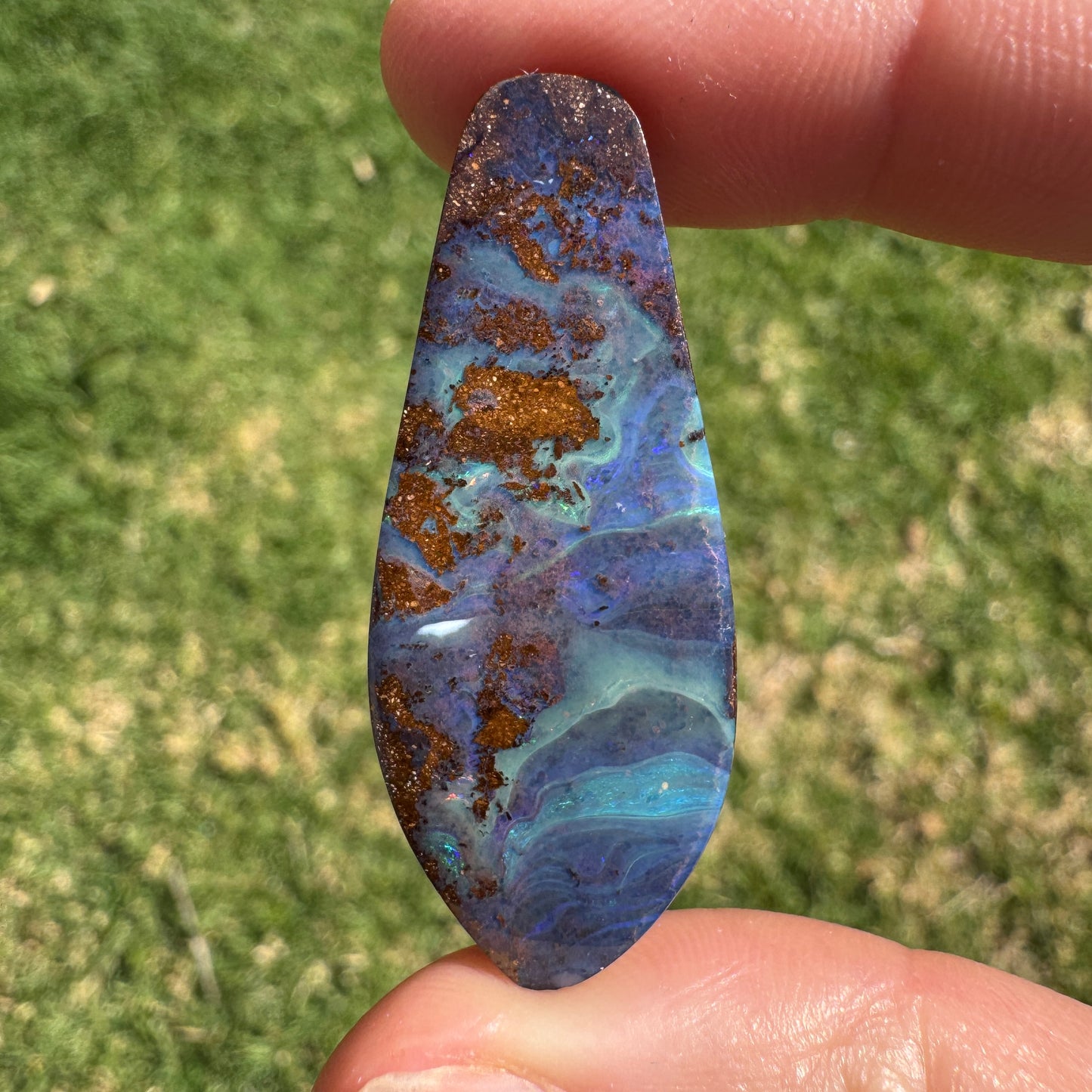 37.31 Ct side-drilled large boulder opal