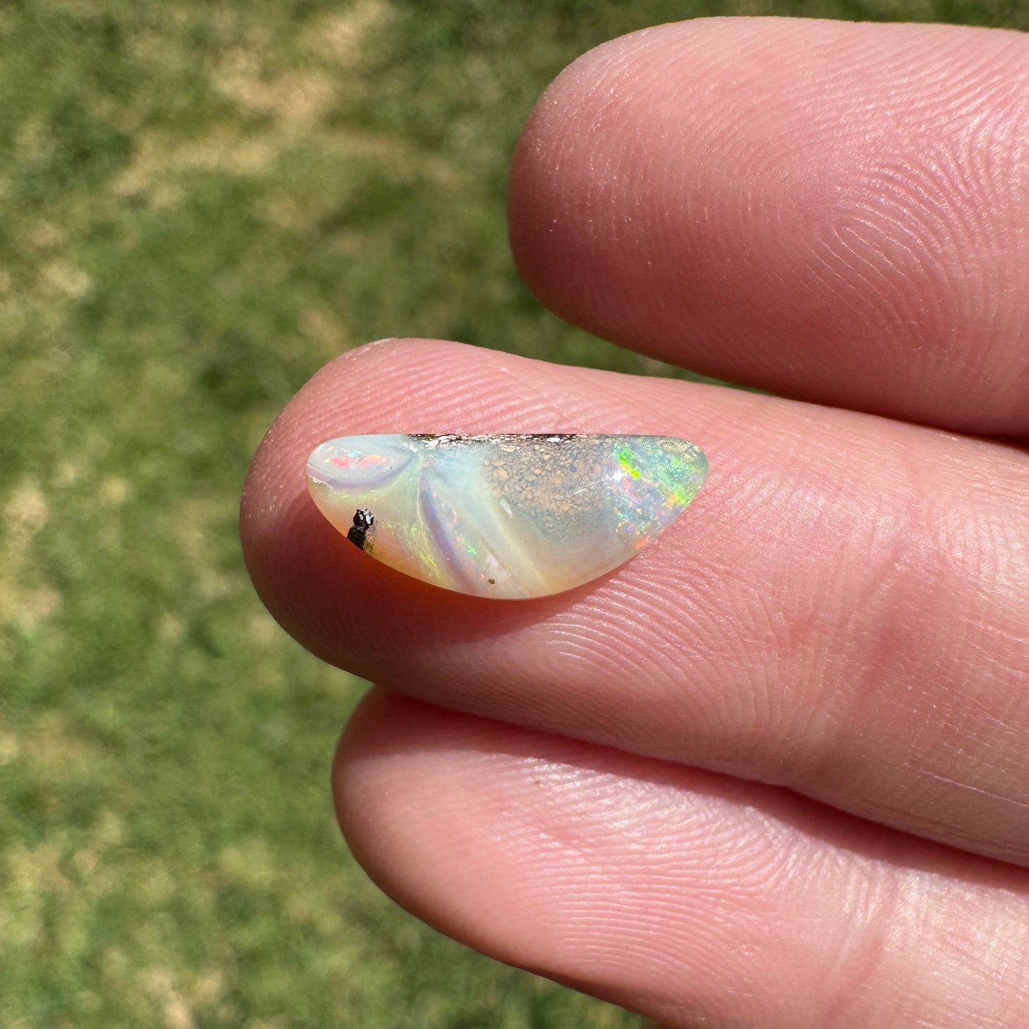1.79 Ct small boulder opal
