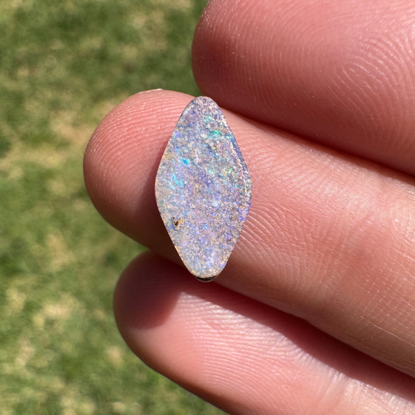 1.57 Ct small boulder opal