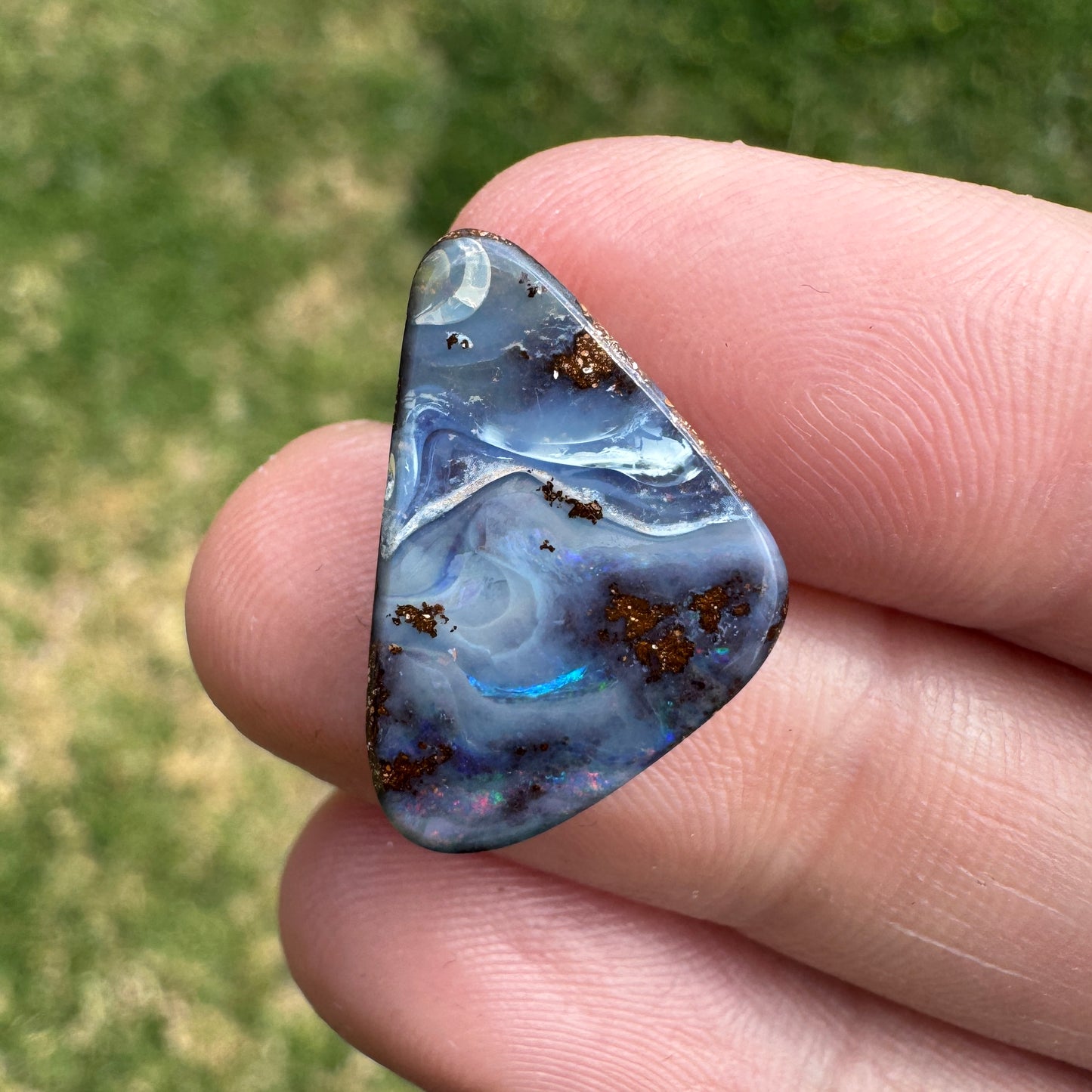 6.37 Ct free-form boulder opal